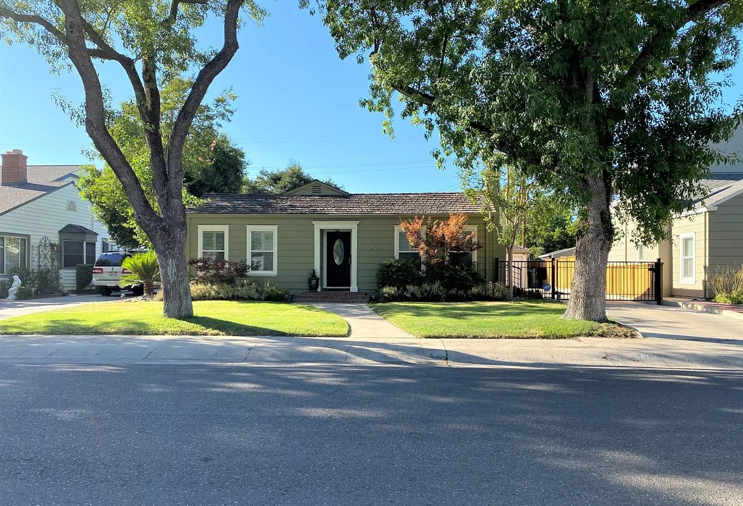 829 W Monterey Ave photo 1