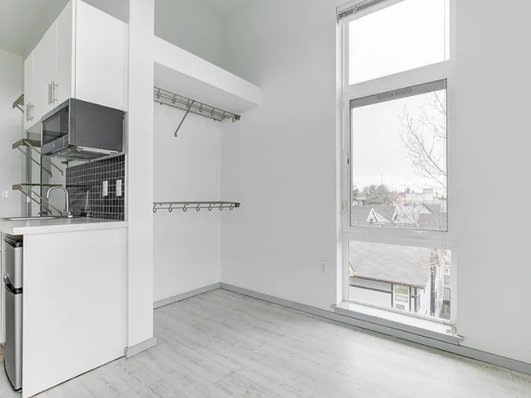 Welcome to 1806 23rd Ave Modern Living in the Heart of Seattle's Central District — Photo 15