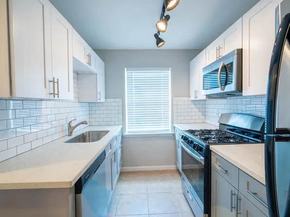 2501 Delano St APT 2, Houston, TX 77004