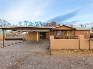 2052 Minnie St SW, Albuquerque, NM 87105