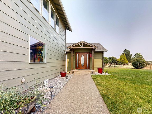 3rd image of 266 Thurber Road