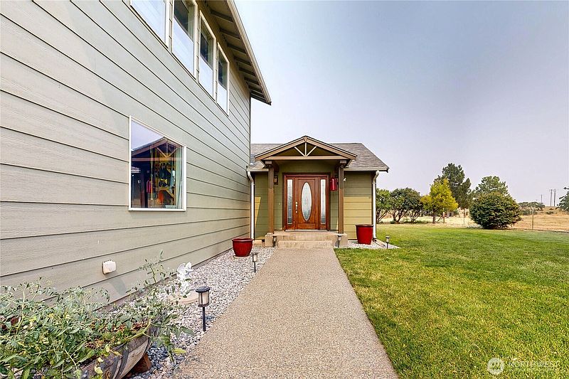 3rd image of 266 Thurber Road