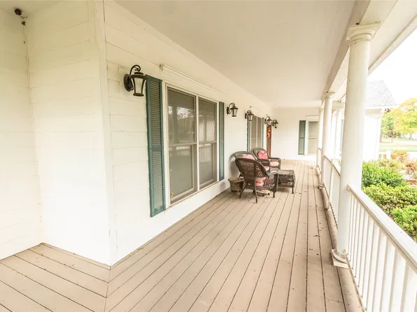206 Poplar St, Nocona, TX 76255