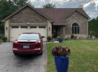 5501 Greenridge Dr, Toledo, OH 43615