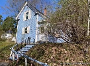 627 Pine St, Rumford, ME 04276