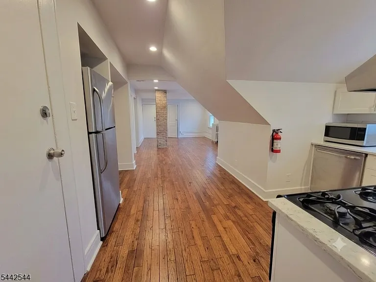 18 Olive St #3 — Photo 13