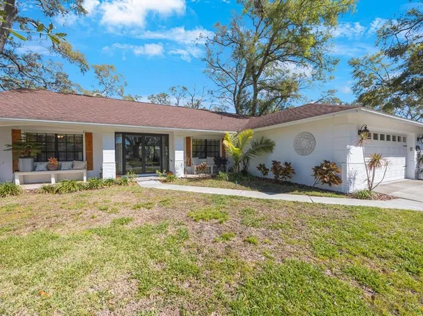 162 Arbor Dr W, Palm Harbor, FL 34683