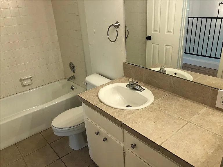 809 Malabar St — Photo 21