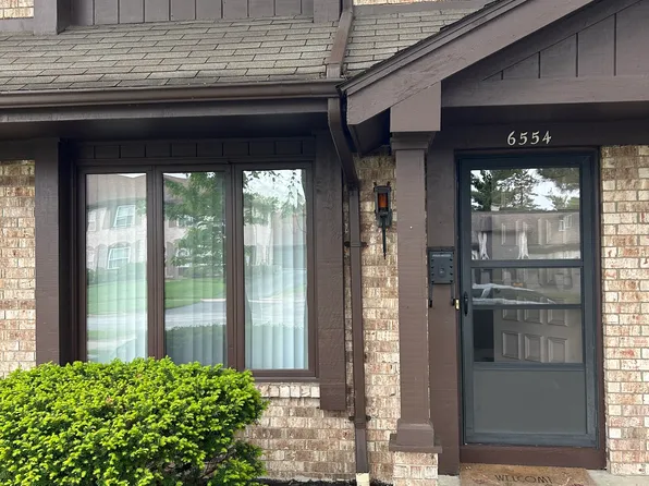 6554 Woodhall Dr, Sylvania, OH 43560