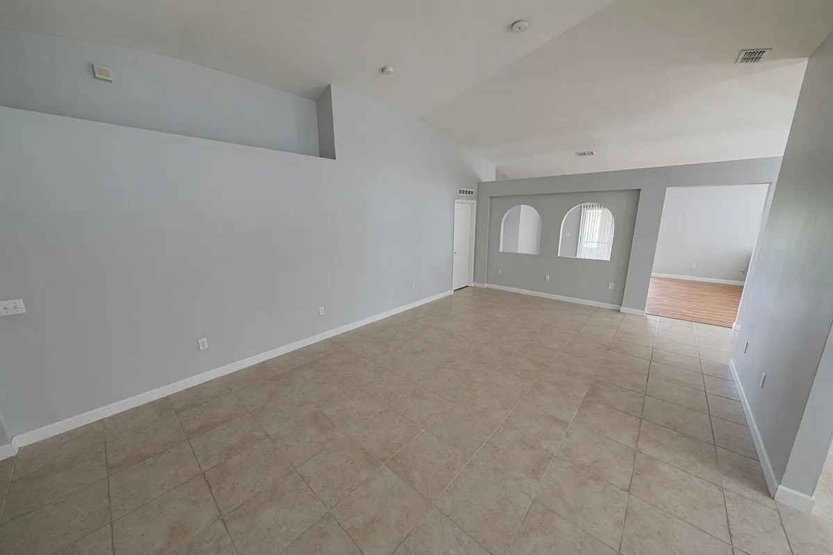 Building Photo - 1256 25th Ter SW