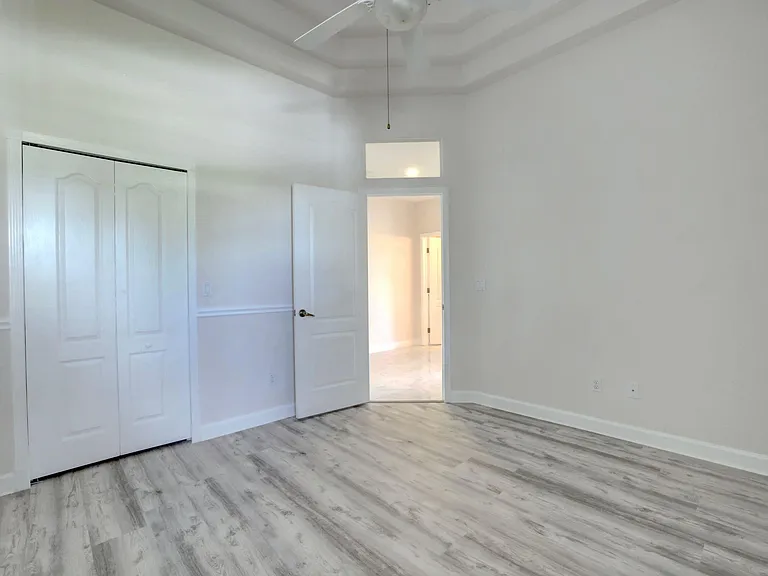 8028 Plantation Lakes Dr — Photo 29