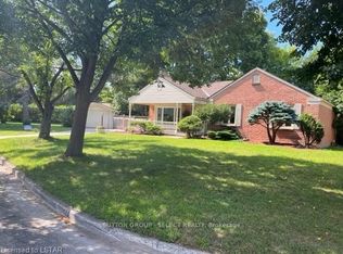 6 Kirkton Ct, London, ON N5X 1T2