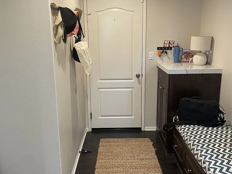 1056 Breakaway Dr — Photo 18