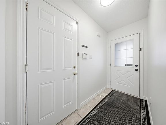 5th image of 35 Thames Way