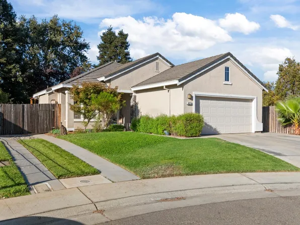 421 Penn Central Ct, Rio Linda, CA 95673