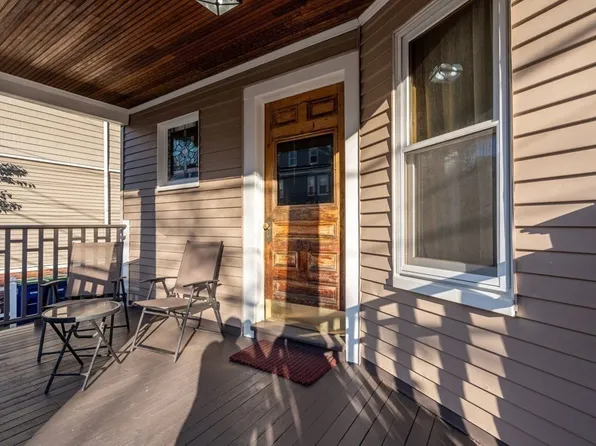 89 Bromfield Rd, Somerville, MA 02144