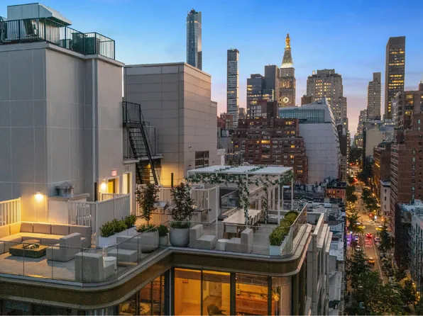 250 East 25th Street image 23 of 26