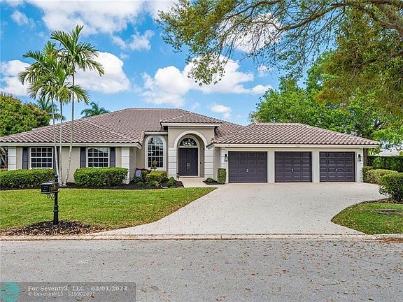 2nd image of 12601 NW 18th Pl