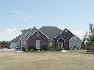 1294 SW Paint Rd, Cache, OK 73527