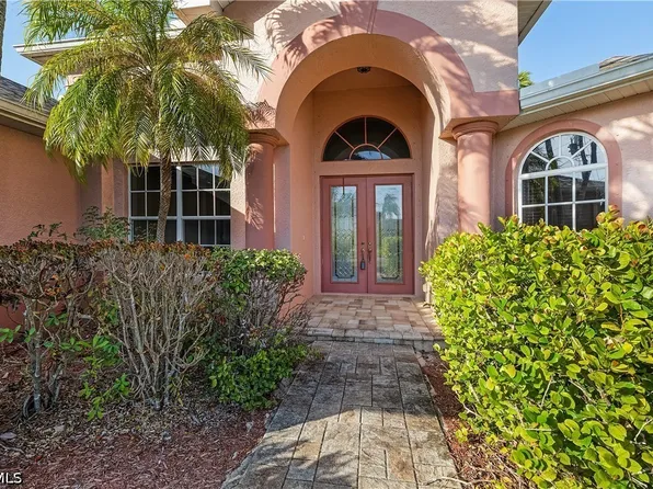 325 SE 21st St, Cape Coral, FL 33990