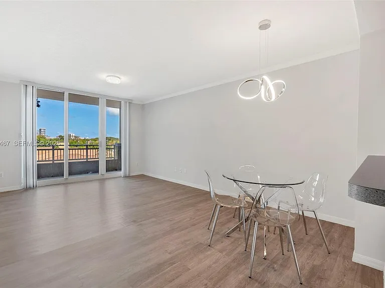 2665 SW 37th Ave #301 — Photo 9