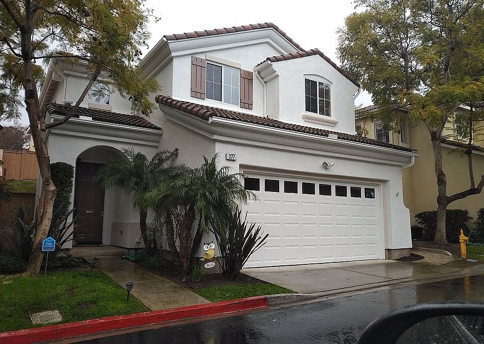 1st image of 277 Marguerita Way