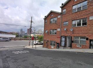 237 W 193rd St, Bronx, NY 10463