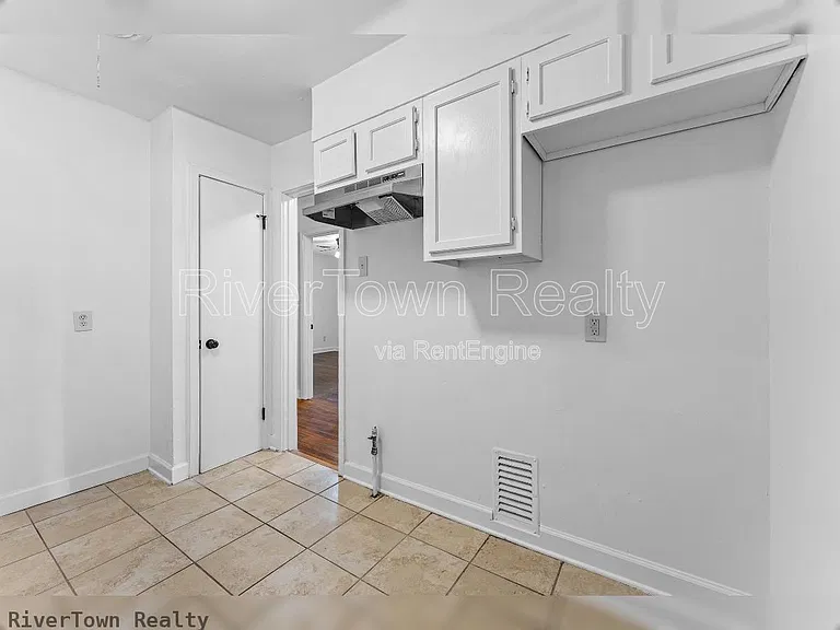 810 Indian Dr — Photo 19