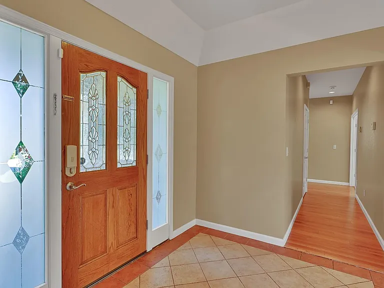 722 Mariner Loop — Photo 14
