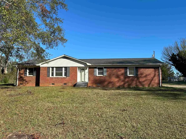 140 Knollcrest Dr, Gaffney, SC 29340