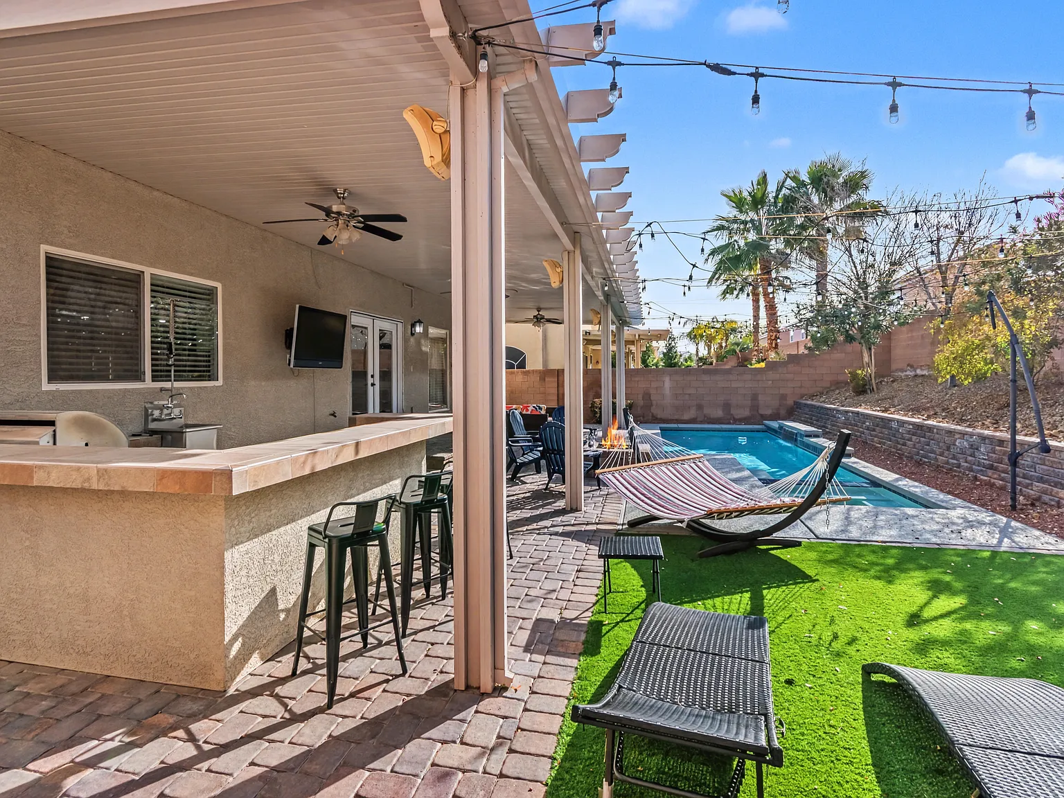 9637 Lions Peak Ct — Photo 3