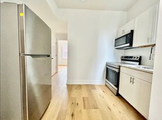 2212 N 17th St #2, Philadelphia, PA 19132