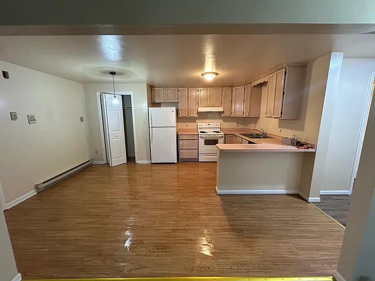 4539 Washington Dr — Photo 2