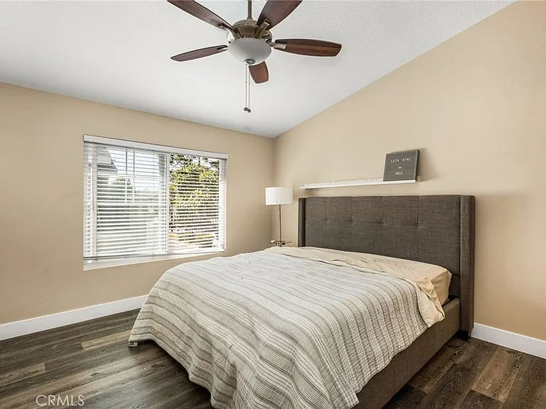 3441 E Berkshire Ct — Photo 29
