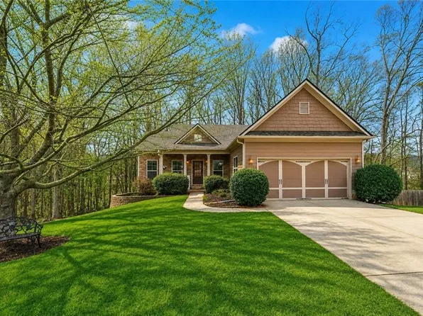 53 Bobbin Ct, Jefferson, GA 30549