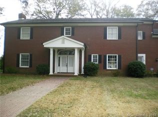 407 E Main St, Dallas, NC 28034