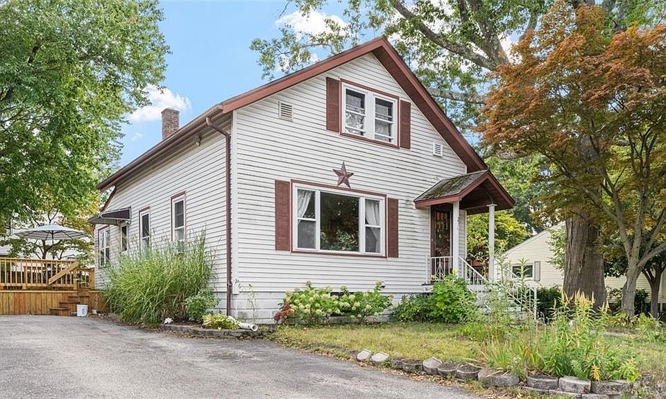 1st image of 26 Rutherglen Ave