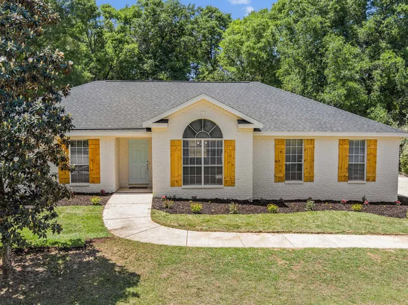 612 Highland Woods Dr E, Mobile, AL 36608