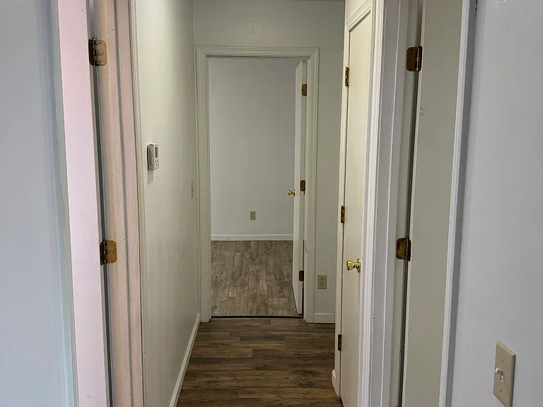 908 S East St — Photo 25