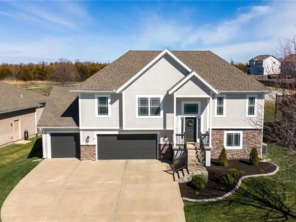 12400 Parkview Ave, Kansas City, KS 66109