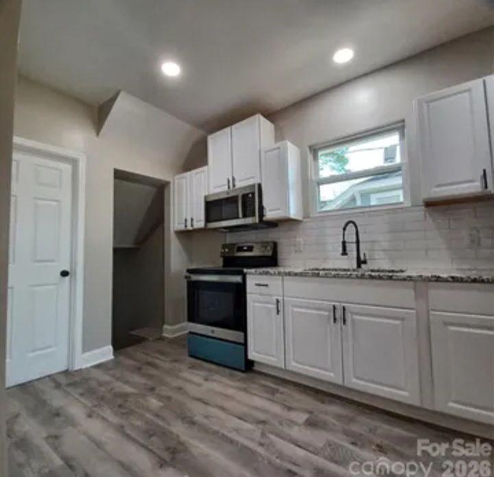 2nd image of 4211 Major St