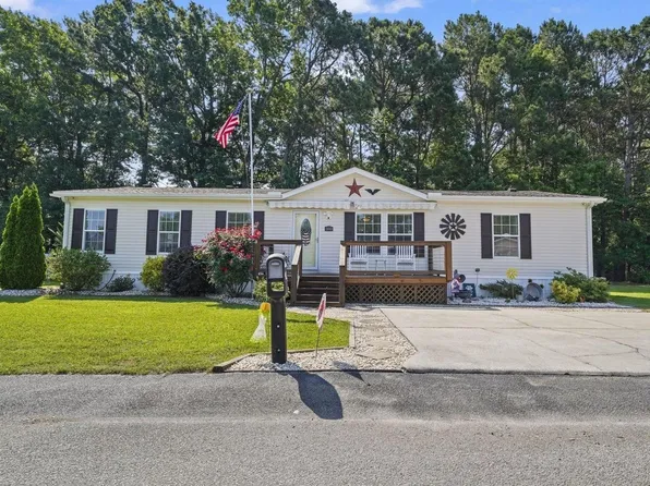 160 Nollie Rd., Myrtle Beach, SC 29588