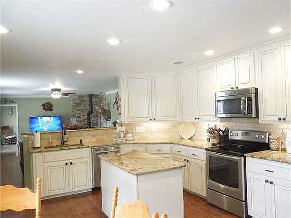 4th image of 1112 County Road 3068