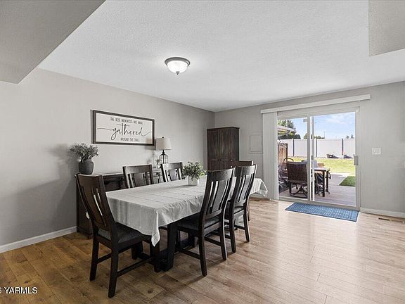 4th image of 4907 W Viola Ave