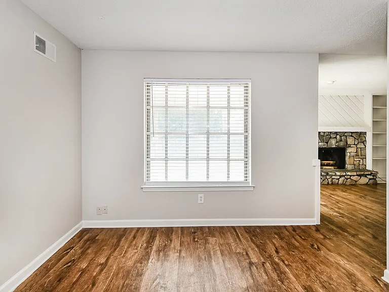 4476 Trout Valley Dr — Photo 10