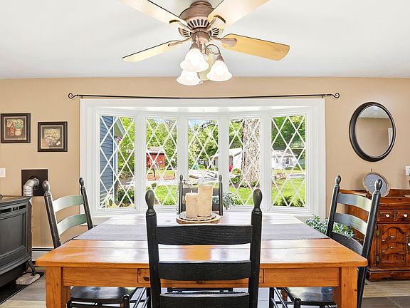 5th image of 53 Sandown Road
