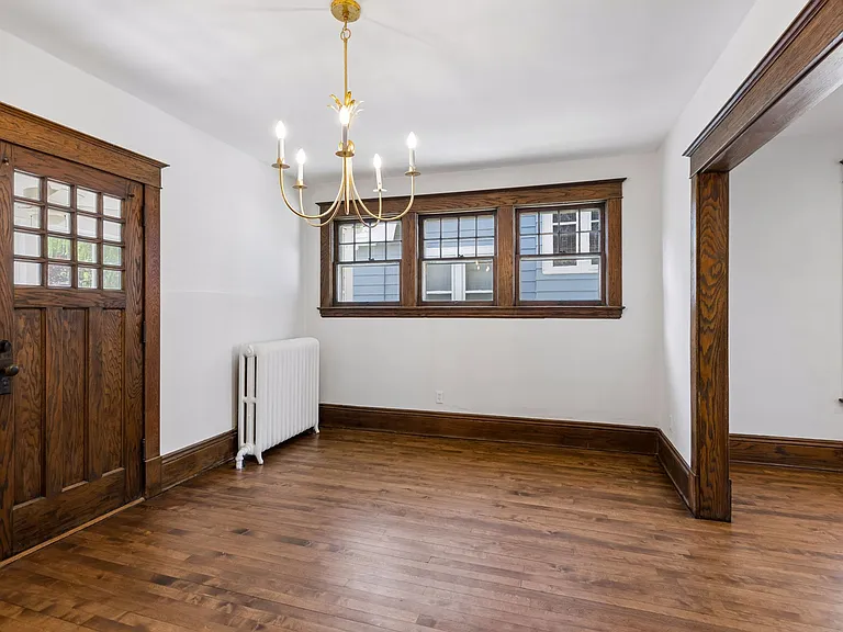 3329 Dupont Ave S — Photo 14
