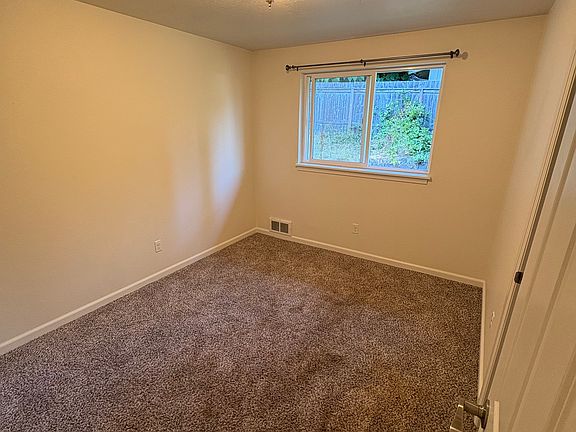 5th image of 796 NW Firglade Dr