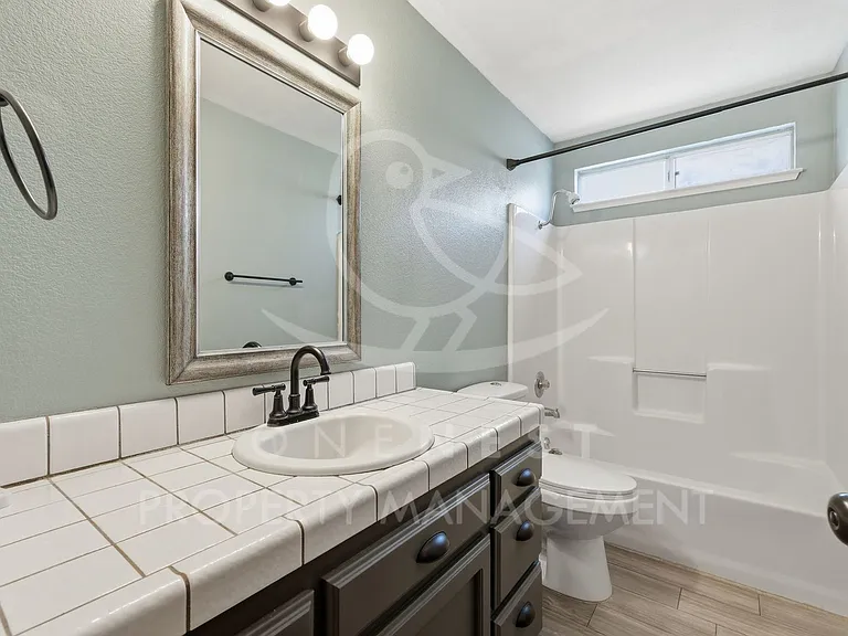 2545 Muirfield Dr — Photo 14