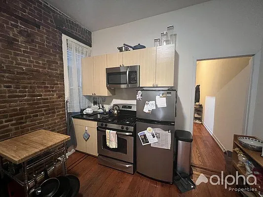 Rented by Alpha Properties NYC I LLC | media 10